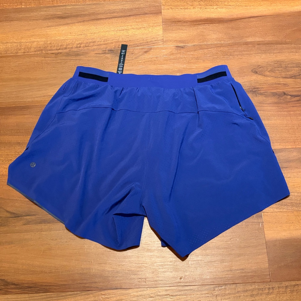 Lululemon Men's Lined Athletic Shorts - Picture 3 of 3